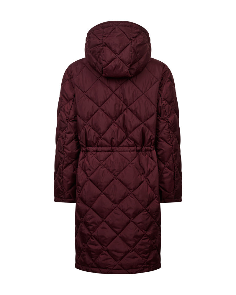 https://content.storeinfo.nl/applicatie/img/978/20260823144656_447327_packshot22116777051Back1FQOLGAJACKETPortRoyale.jpg