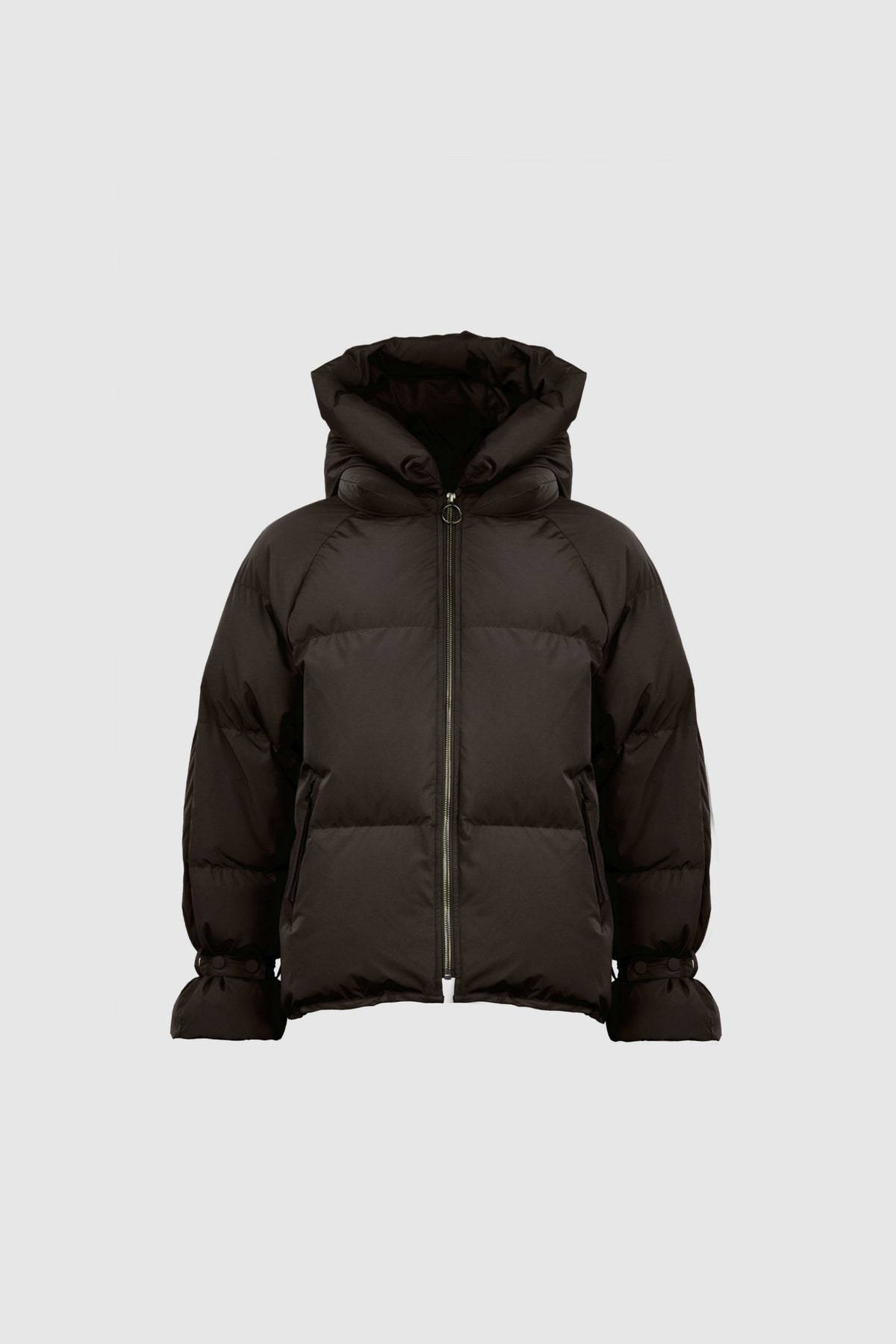 https://content.storeinfo.nl/applicatie/img/978/20260902152801_1261879_WBLKYLIEREALDOWNJACKETDarkBrownscaled.jpg