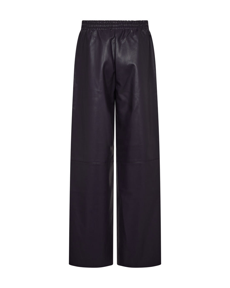 https://content.storeinfo.nl/applicatie/img/978/20260904124544_948036_packshot22117458313Back1FQVEGGYPANTSNightshade.jpg