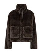 https://content.storeinfo.nl/applicatie/img/978/20260904132639_949424_packshot22067122467Front1FQFONYJACKETMole.jpg