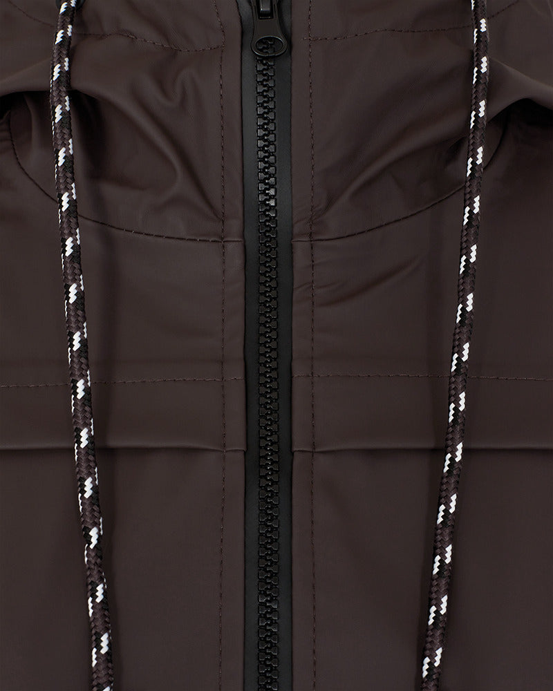 https://content.storeinfo.nl/applicatie/img/978/20260904134625_953547_packshot22002222467Details1FQRAINJACKETMole.jpg