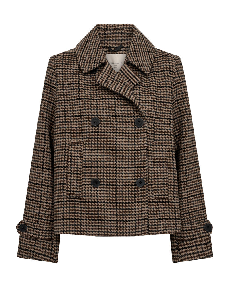 https://content.storeinfo.nl/applicatie/img/978/20260904140241_950063_packshot22117029350Front1FQSALIAJACKETDesertTaupew.Black.jpg