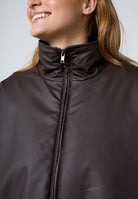 https://content.storeinfo.nl/applicatie/img/978/20260913143927_2988633_10dinitrishort.ja900x1300c5.jpg