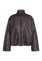 https://content.storeinfo.nl/applicatie/img/978/20260913143938_2976732_10dinitrishort.ja900x1300c2.jpg