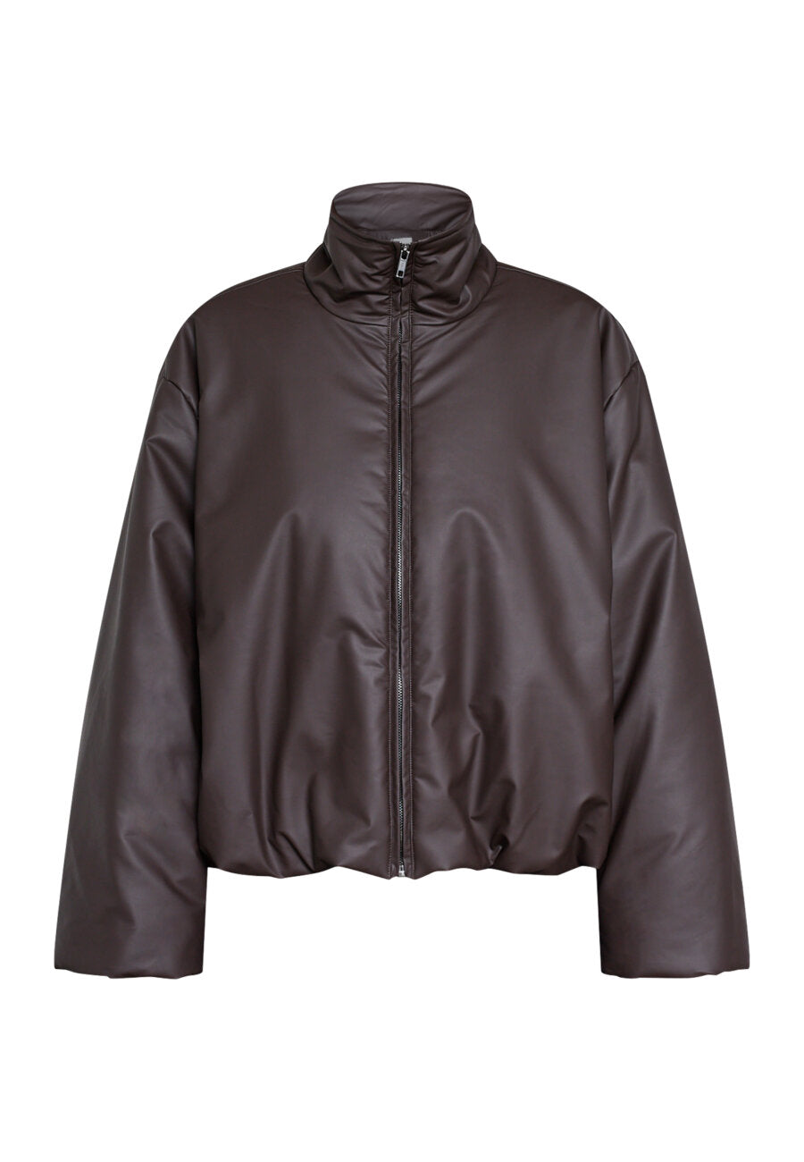 https://content.storeinfo.nl/applicatie/img/978/20260913143938_2976732_10dinitrishort.ja900x1300c2.jpg