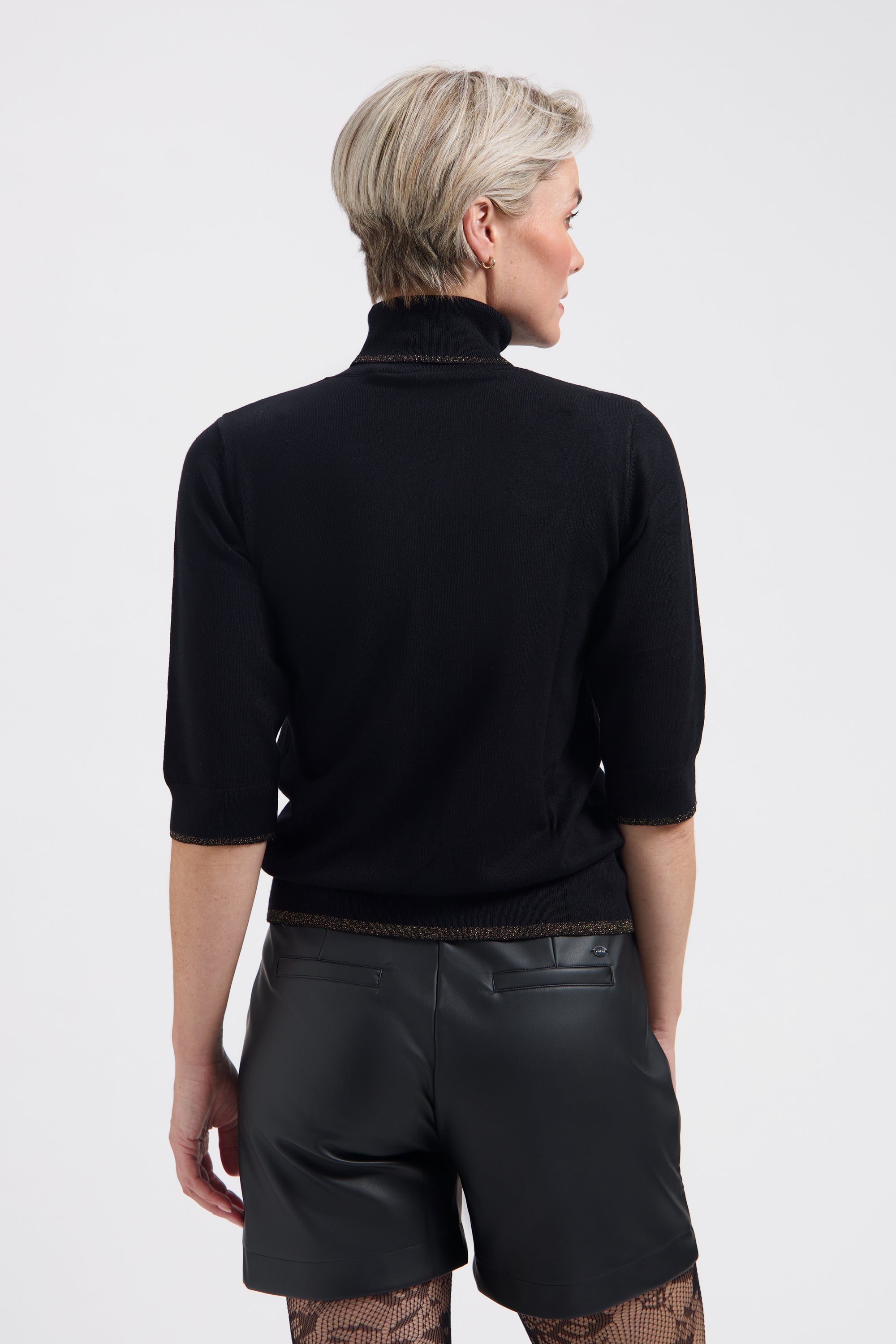 https://content.storeinfo.nl/applicatie/img/978/20260913160110_2982113_LenoraMarielleTop2.jpg