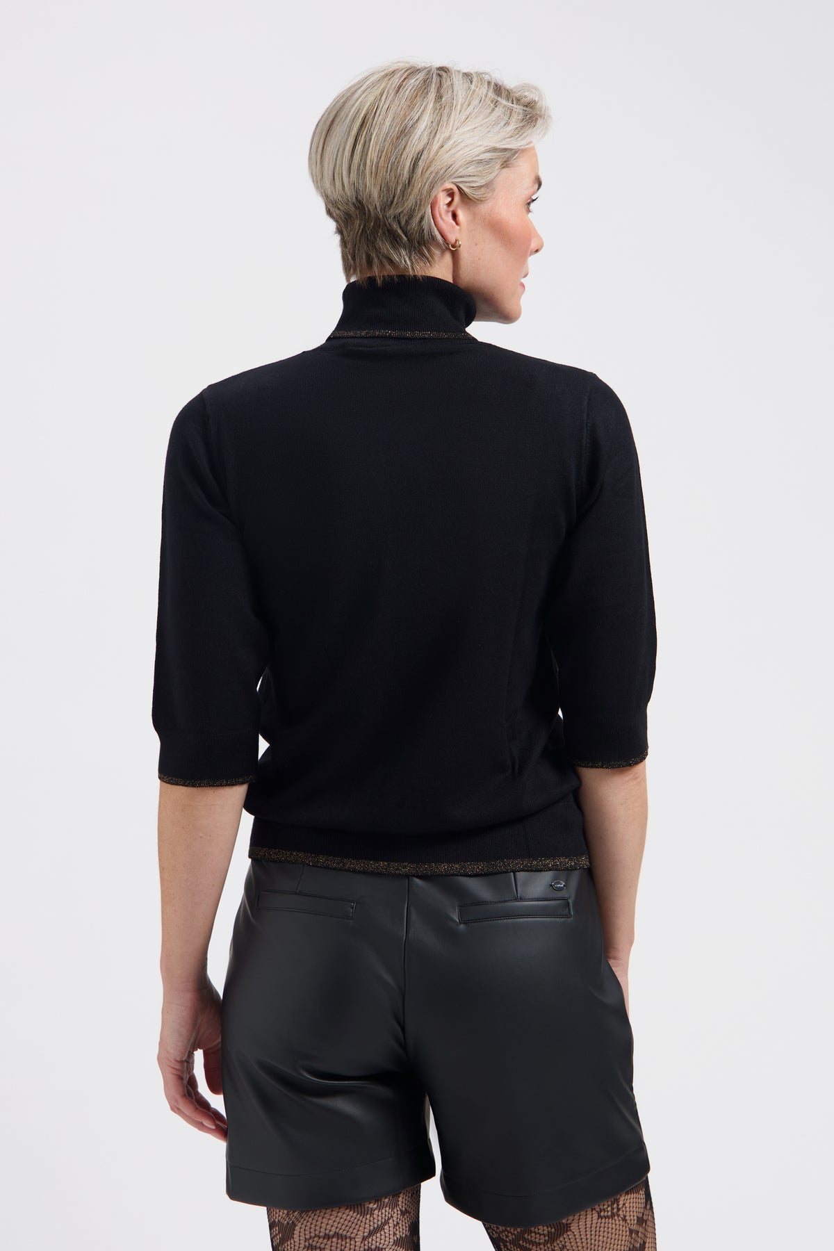 https://content.storeinfo.nl/applicatie/img/978/20260913160110_2982113_LenoraMarielleTop2.jpg