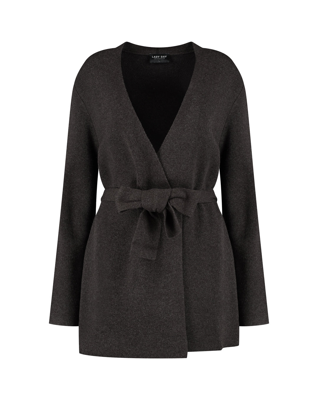 https://content.storeinfo.nl/applicatie/img/978/20260913160832_3000780_MaggieBlackFront.jpg