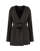 https://content.storeinfo.nl/applicatie/img/978/20260913160832_3000780_MaggieBlackFront.jpg