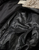 https://content.storeinfo.nl/applicatie/img/978/20260926133009_305348_packshot22120449119Details1FQGLOSSJACKETBlackw.Moonbeam.jpg