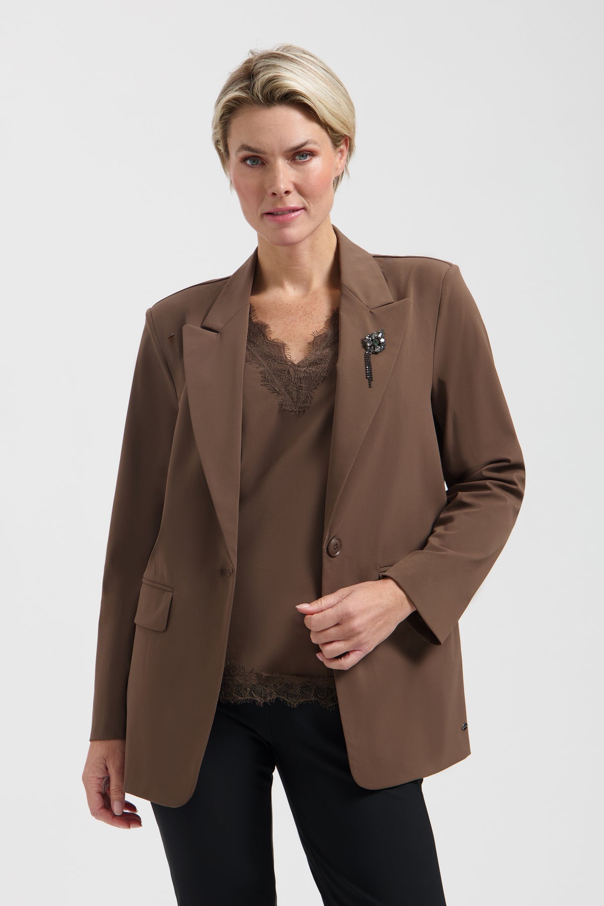 https://content.storeinfo.nl/applicatie/img/978/20261003145708_3118731_ElodieLoriTopJpgHighres3.jpg