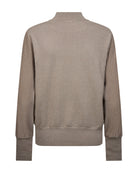https://content.storeinfo.nl/applicatie/img/978/20261010113622_2004052_packshot22074398343Back1FQBISOLO-PULLOVER-Desert-Taupe.jpg