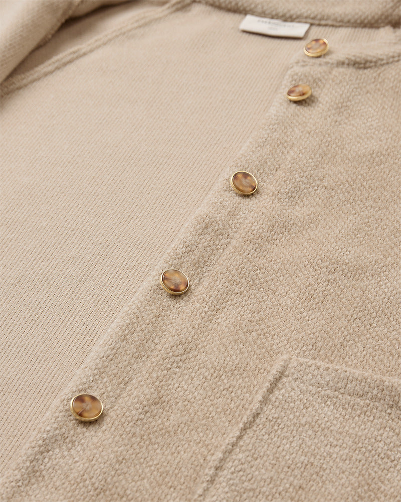 https://content.storeinfo.nl/applicatie/img/978/20261017120723_706309_packshot22121079470Details1FQGABBY-JACKET-Oyster-Gray.jpg