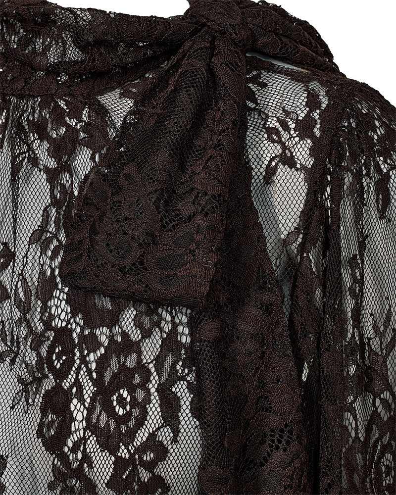 https://content.storeinfo.nl/applicatie/img/978/20261024143033_302414_packshot22121932467Details1FQCAVA-BLOUSE-Mole.jpg